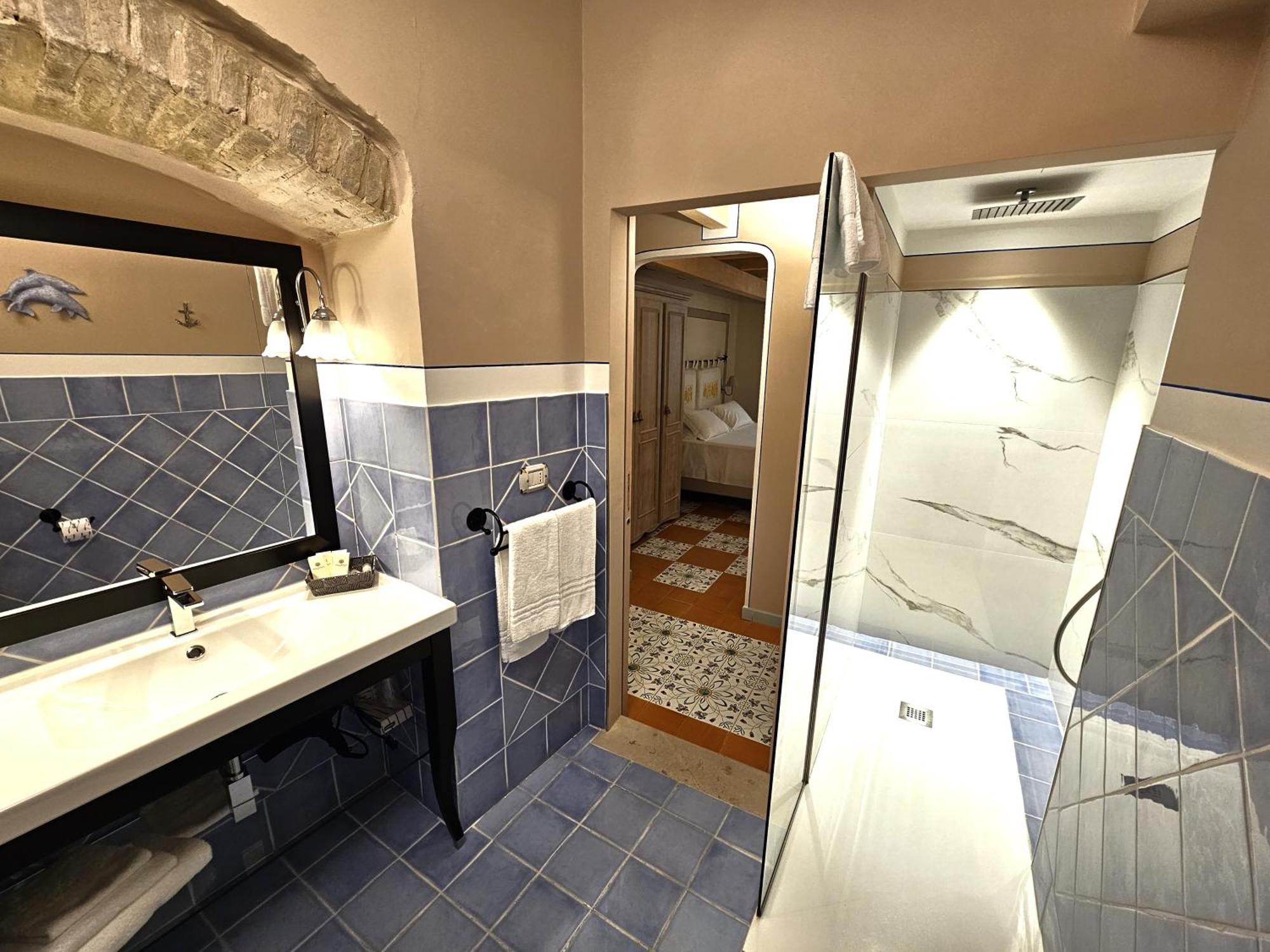 Residenza Sveva Bed & Breakfast แตร์โมลิ ภายนอก รูปภาพ