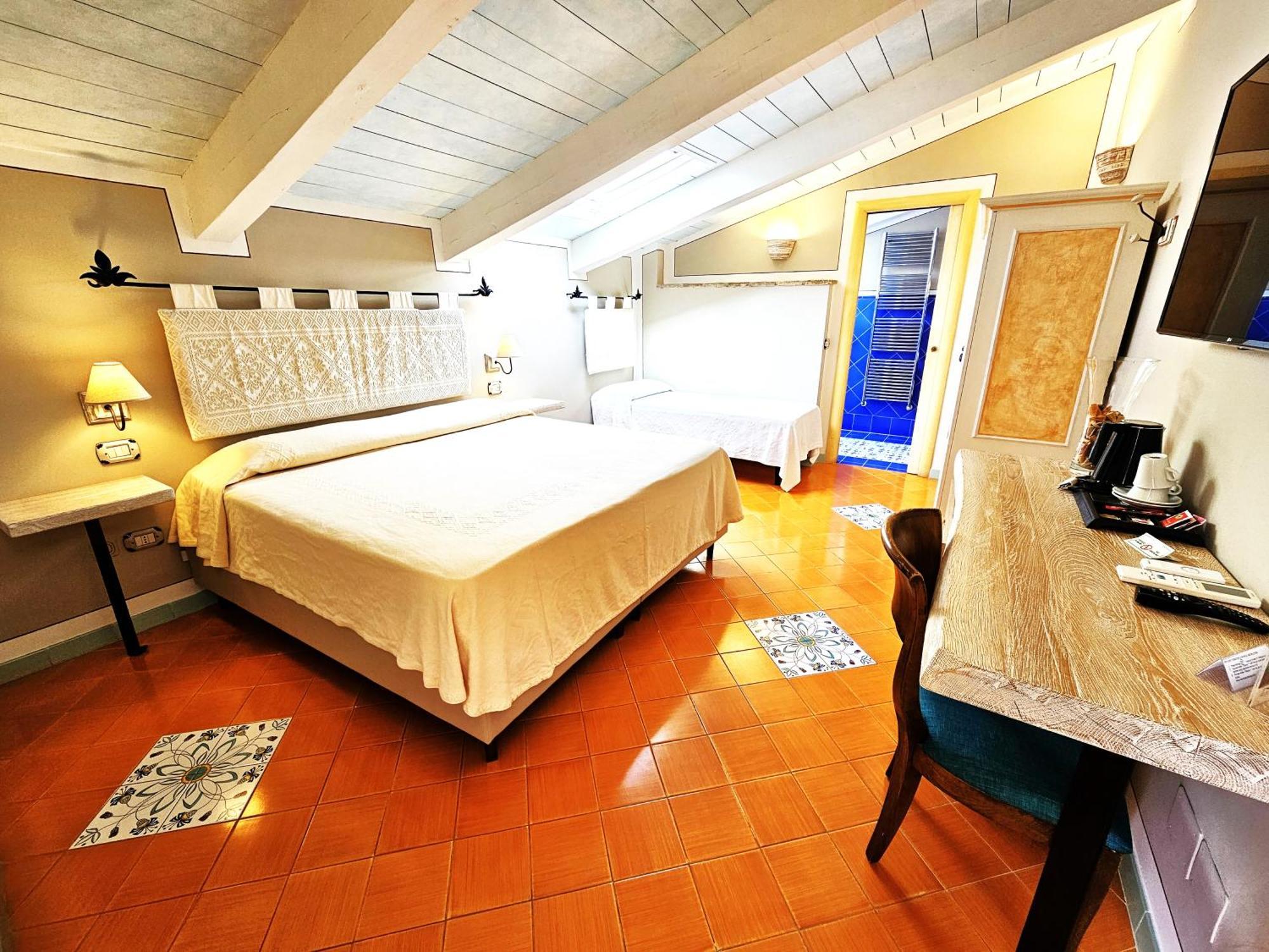 Residenza Sveva Bed & Breakfast แตร์โมลิ ภายนอก รูปภาพ