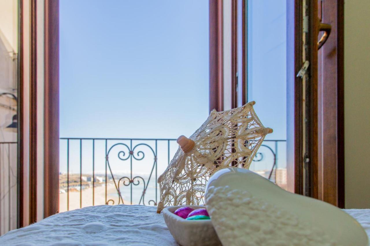 Residenza Sveva Bed & Breakfast แตร์โมลิ ภายนอก รูปภาพ